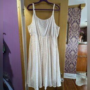 TORRID White Chiffon Chevron Stripe & Metallic Thread Midi Dress 3X w/pockets.